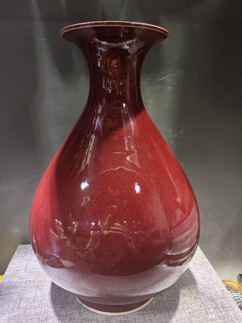 霁红釉瓷器:一抹瑰丽的色彩背后